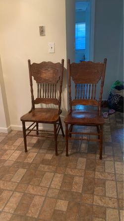 Set of 2 STURDY PERFECT CHAIRS!