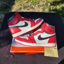 Jordan 1 Chicago Lost and Found SIZE 13