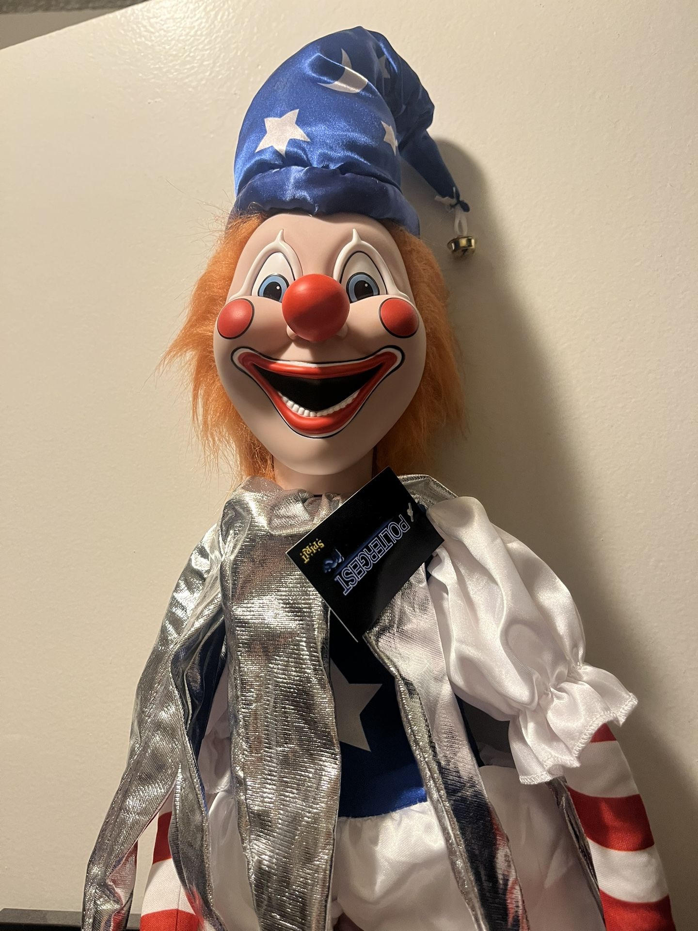 Poltergeist clown Doll Spirit Halloween