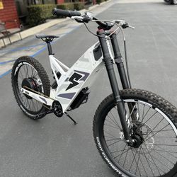 New Stealth F37 High Performance Electric Mountain Bike