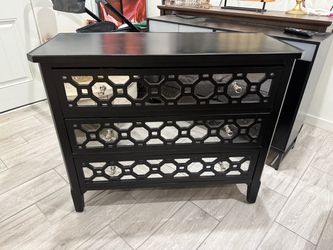 Drawer Dresser
