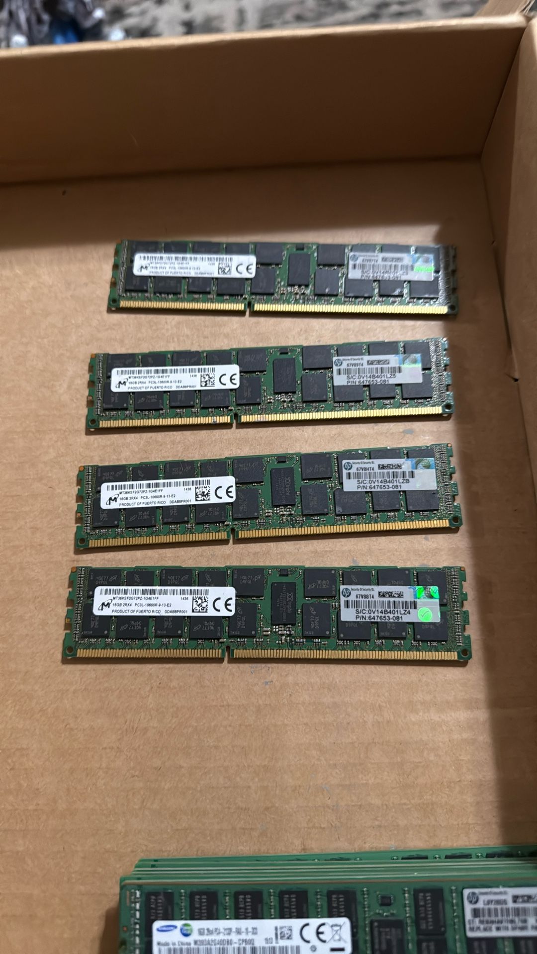 64Gb (4x16 Gb) Server Ecc Memory Stick