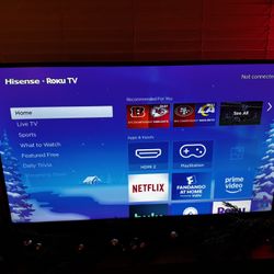 SELLING 40 In HISENSE ROKU TV FOR $75 
