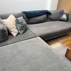 $950 West Elm Andres Sofa With Ottoman 