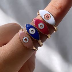 Eye Ring