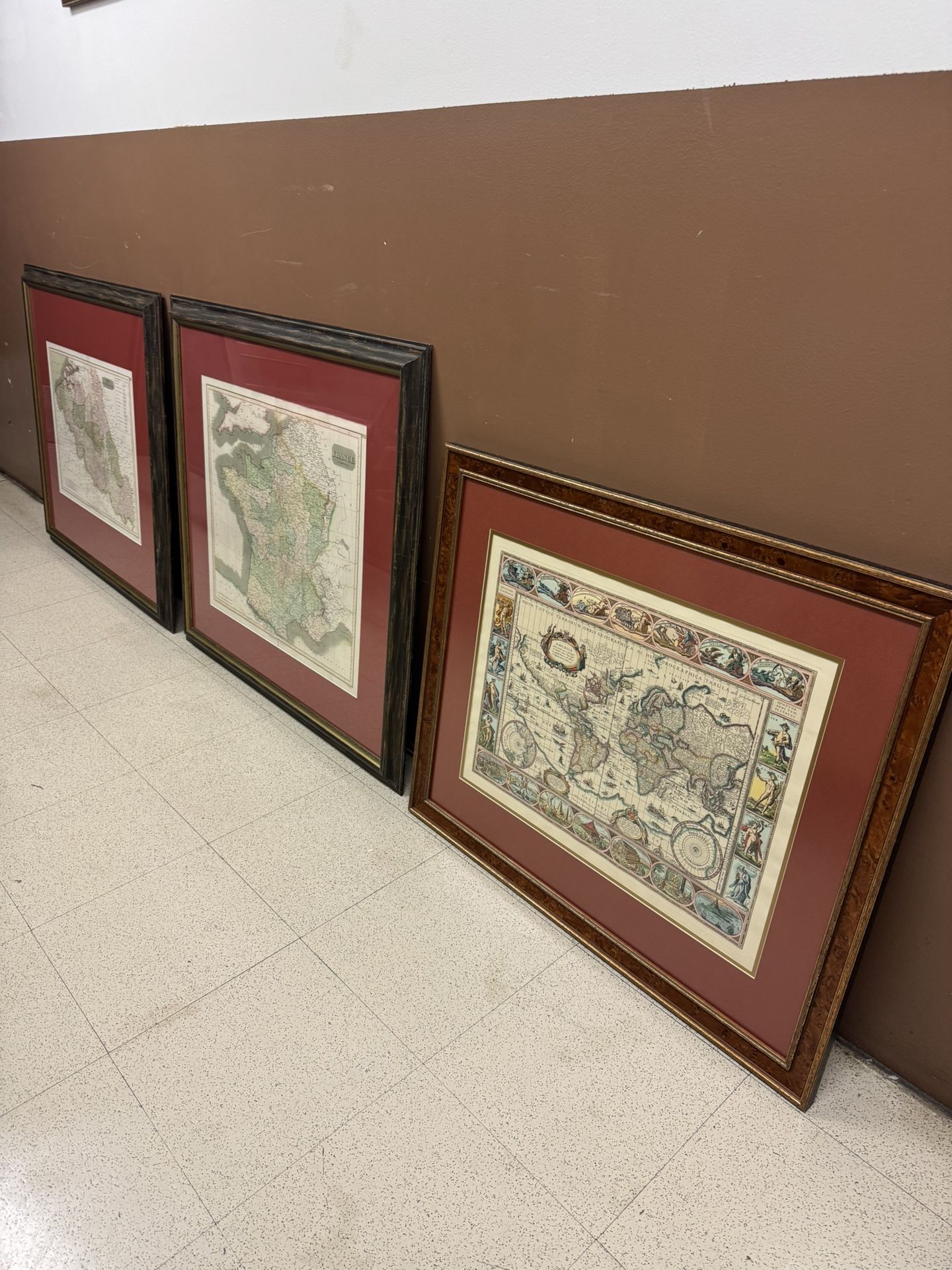 Pictures with maps