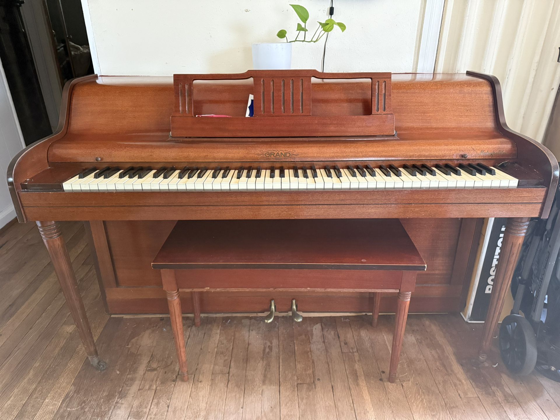 Grand piano
