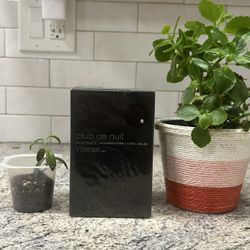 ✨ Club de Nuit Perfume – Holiday Special Limited Time! ✨