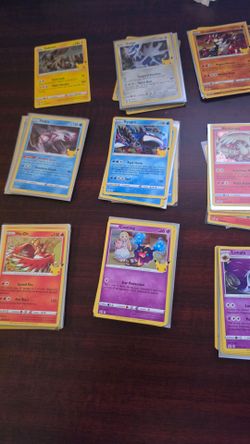 Pokemon Celebrations holo lot