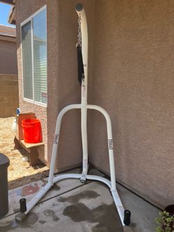 Everlast Heavy bag stand “punching bag stand”