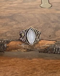 🍃🌸🍃 Bohemian Natural Gemstone Jewelry Tibetan Silver Rainbow Moonstone Ring size:9 ~ New!