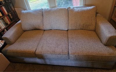 Like New Couch