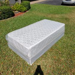 NEW TWIN MATTRESS AND BOX SPRING 😉 100% QUALITY & CONFORM 👌