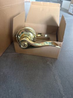 Indoor locking door handle sets