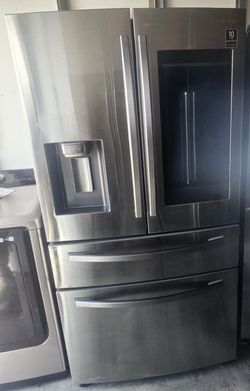 Samsung Family Hub Refrigerator