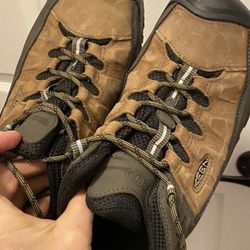  Keen Boots Mens Size 11,5