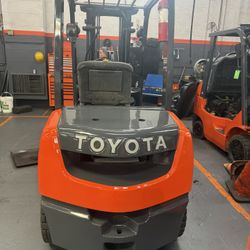 2007 - Toyota Diesel 6,000lb Model 8FDU30