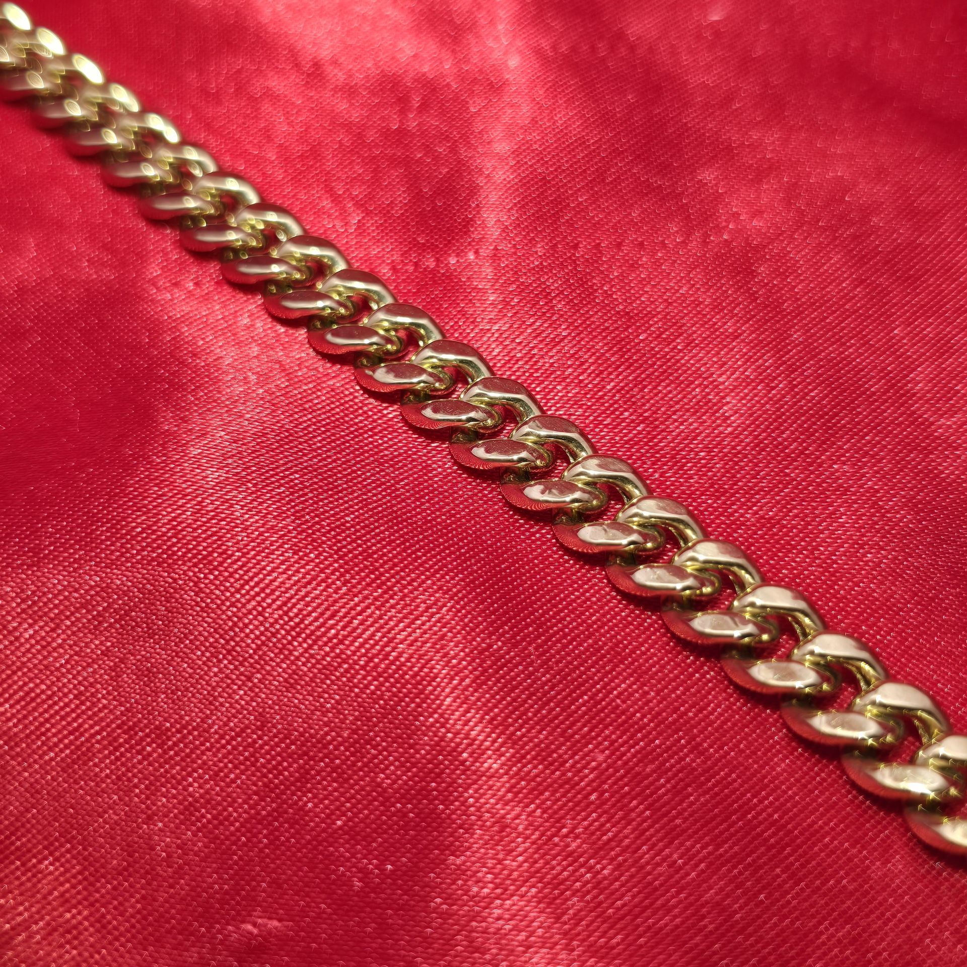 10k Yellow Gold Cuban Bracelet