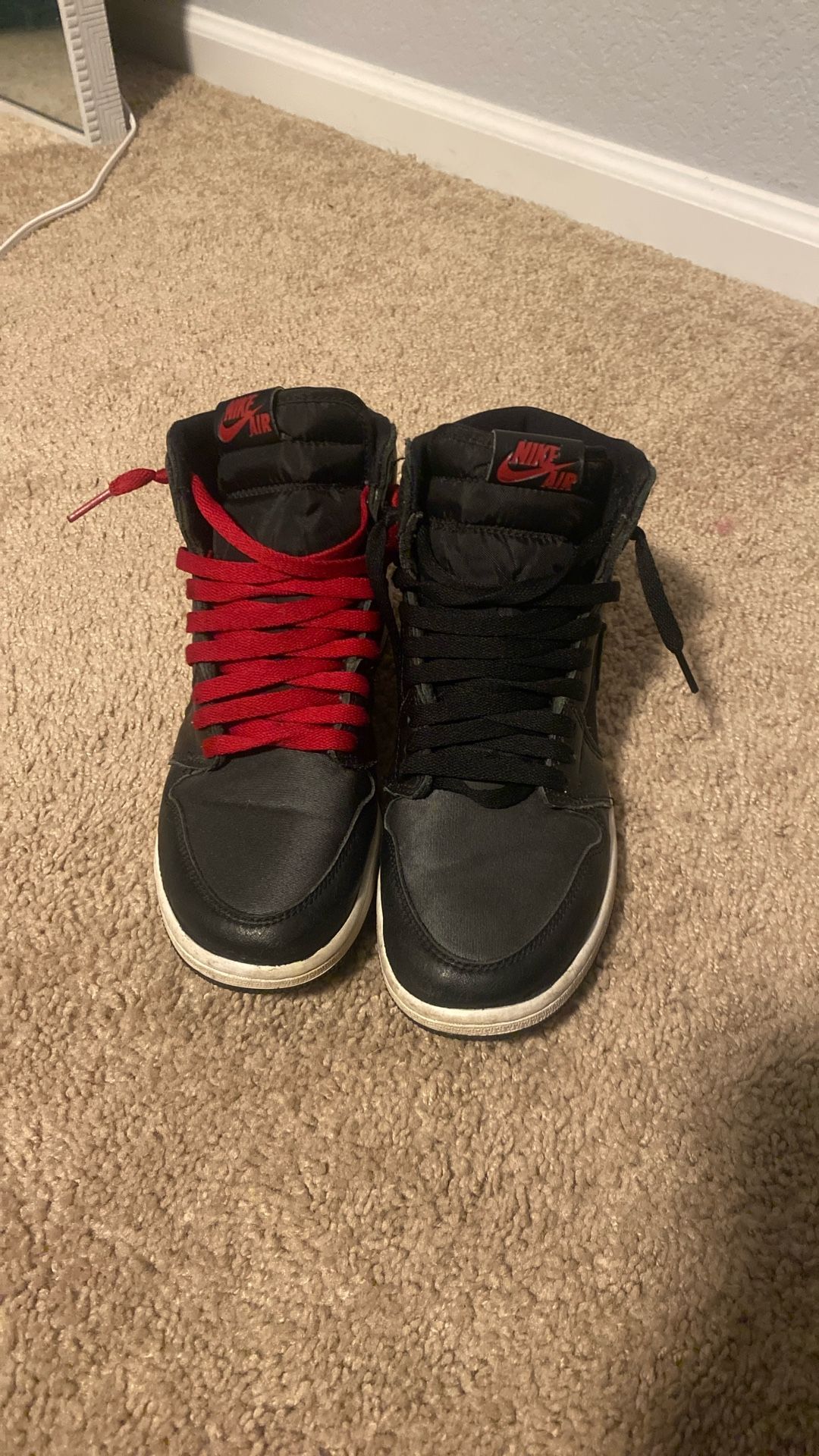 Red/black Jordan 1’s