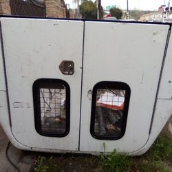 HEAVY DUTY FIBERGLASS CAMPER SHELL 