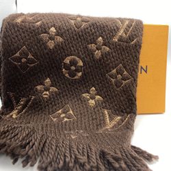 Louis Vuitton monogram Logomania wool scarf for Sale in Chicago