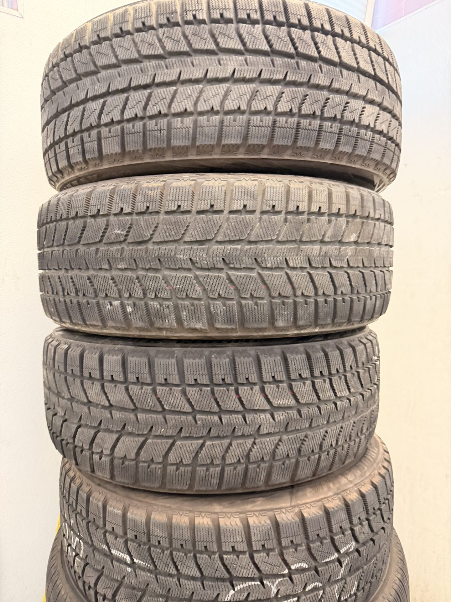 225/45r18 Bridgestone Tires En Excelentes Condiciones De Vida Las 4