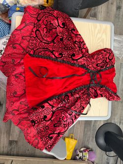 Vampire costume small
