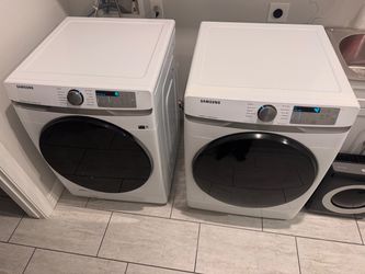 Samsung Front Load Washer + Gas Dryer Set (white)