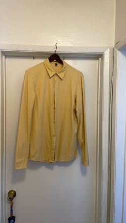 Lululemon shirt size medium
