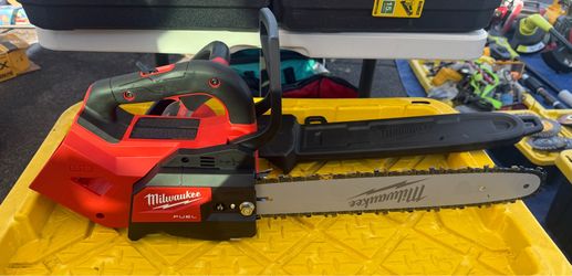 Milwaukee M18 FUEL 14 in. 18V Lithium-Ion Brushless Cordless Battery Top Handle Chainsaw (Tool Only