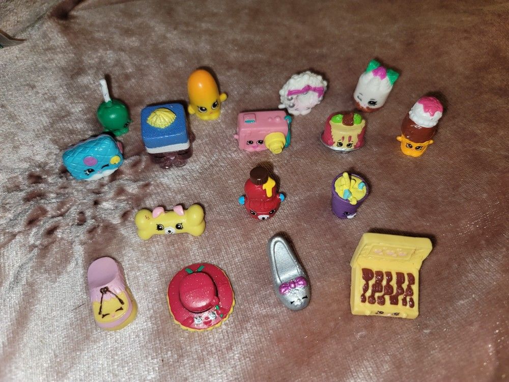 Shopkins Ultra Rare + Exclusive Figure Bundle