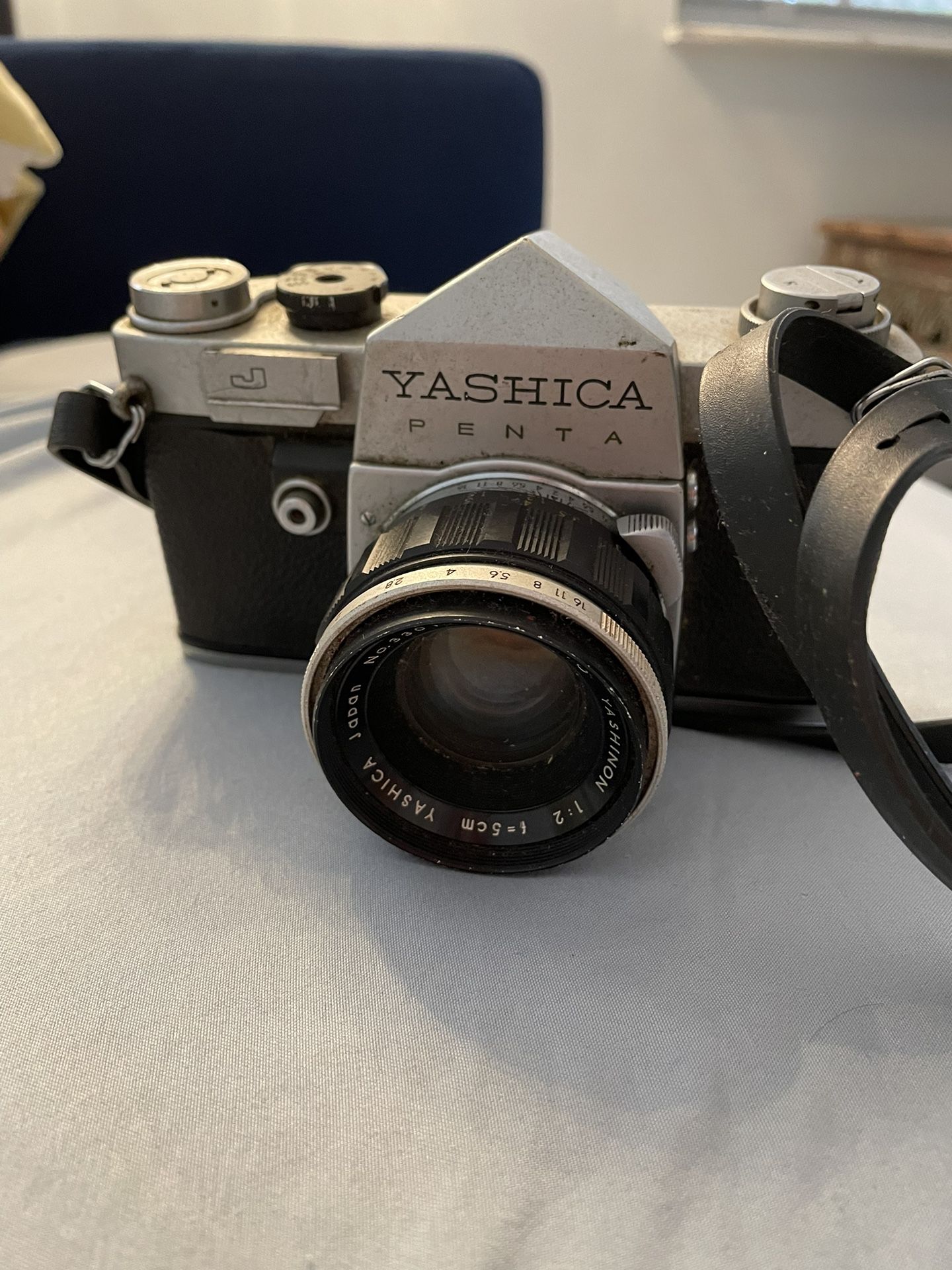 Yashica Penta J 35mm Film SLR Camera W/ Yashinon 50mm f/2 Lens