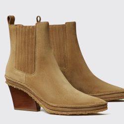 Lila Heeled Ankle Boot Nat Suade