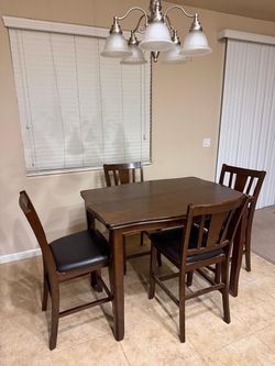 Counter Height Dining Table Set with 4 Chairs