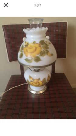 Vintage Hand Painted Yellow Roses Electric Lamp
