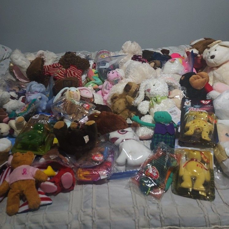 Beanie Babies And Stuffed Animals