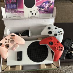 Xbox Series S 1.5TB 512GB + 1TB Expansion Drive Bundle 