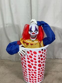 * Animated Head Popping Clown Halloween Decoration! JUMP SCARE