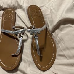 New Authentic Tory Burch Sandals Size 7 Comes With Dust Bag