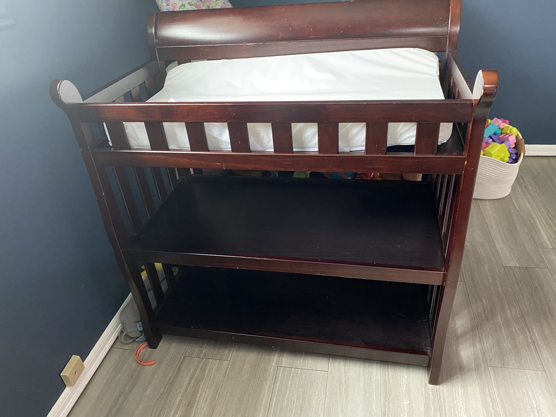 Changing Table