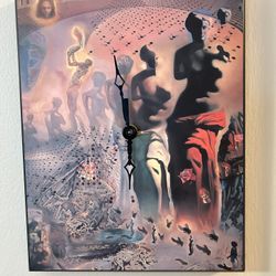 Salvador Dalí Clock