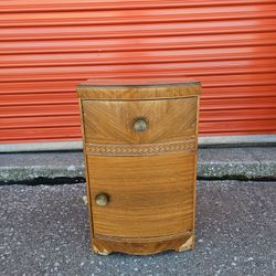 ONE Vintage Art Deco Nighstand