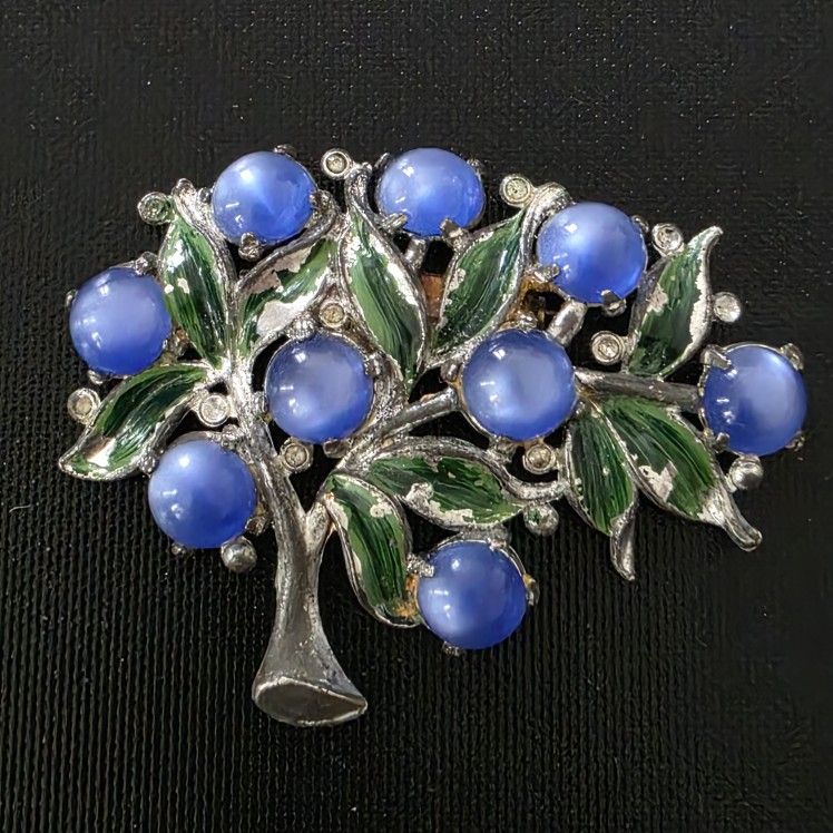 VTG Pot Metal Blue Thermoset Moonglow Lucite Rhinestone Enamel Fruit Tree Brooch