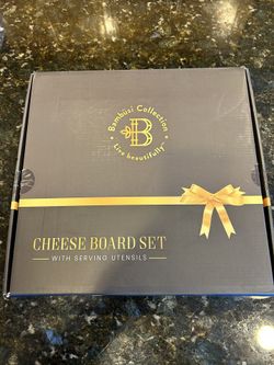 Bambüsi cheese board set with serving utensils