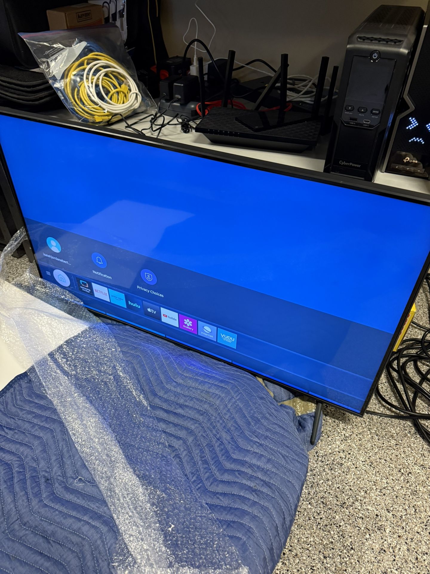 Samsung 43” TU7000 Crystal UHD 4K Smart TV 