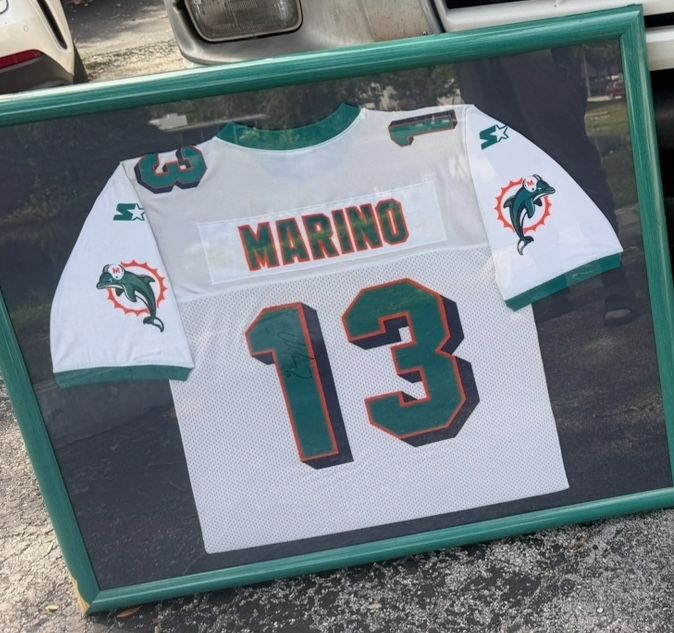 Autographed DAN MARINO Starter Jersey