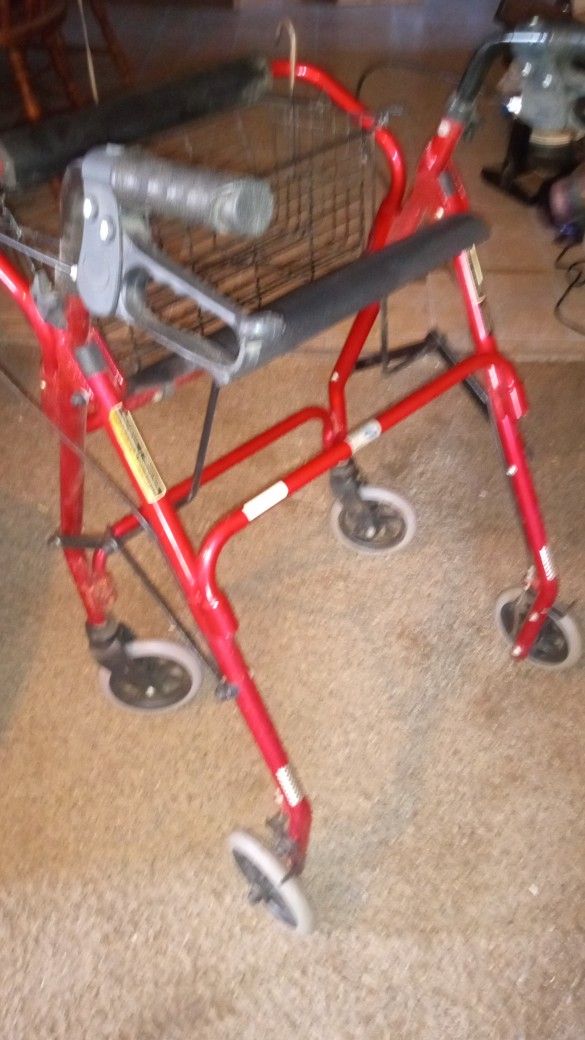 Walker With Brakes That Work 