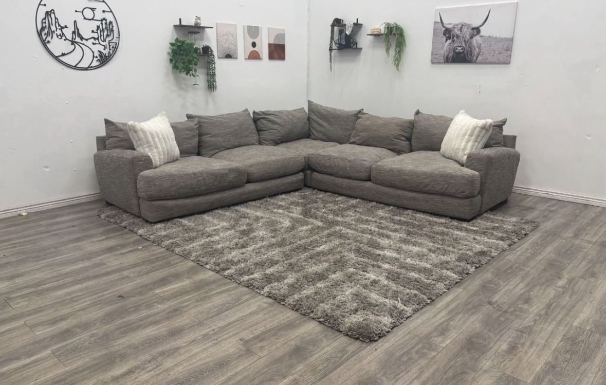 Sectional Couch - Free Delivery