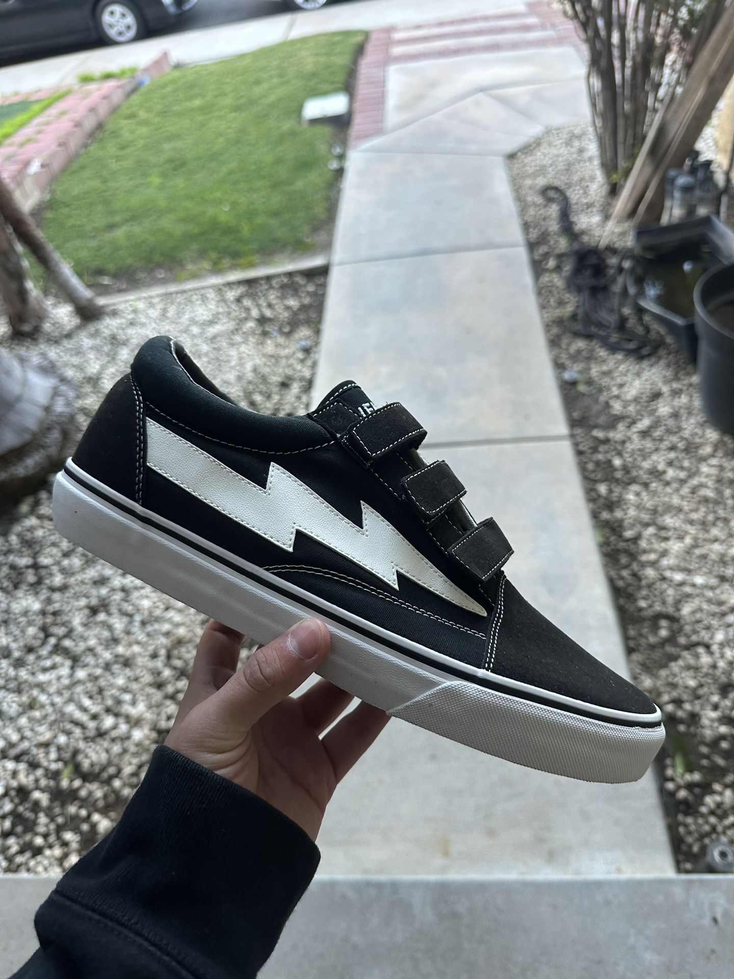 Revenge X Storm Velcro Black