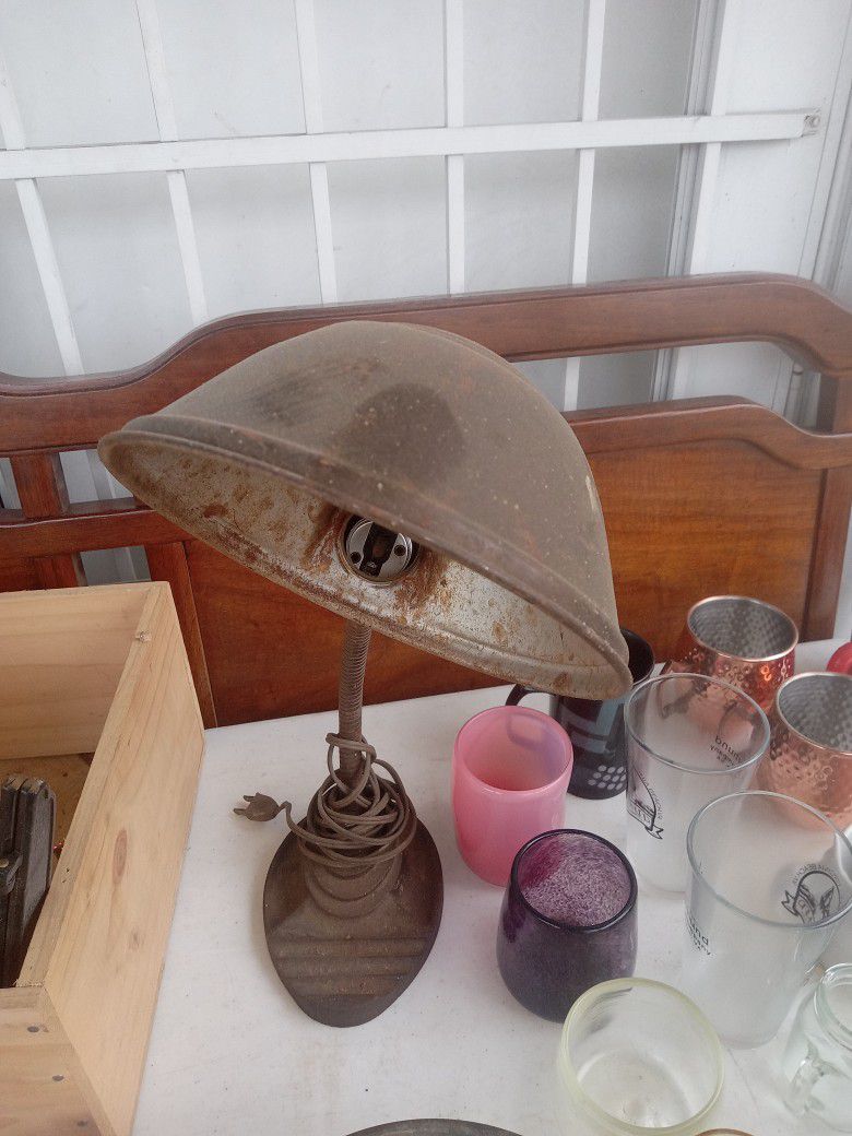Antique Gooseneck Lamp 